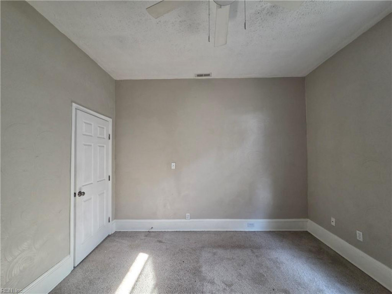 Photo 23 of 38 residential for sale in Newport News virginia