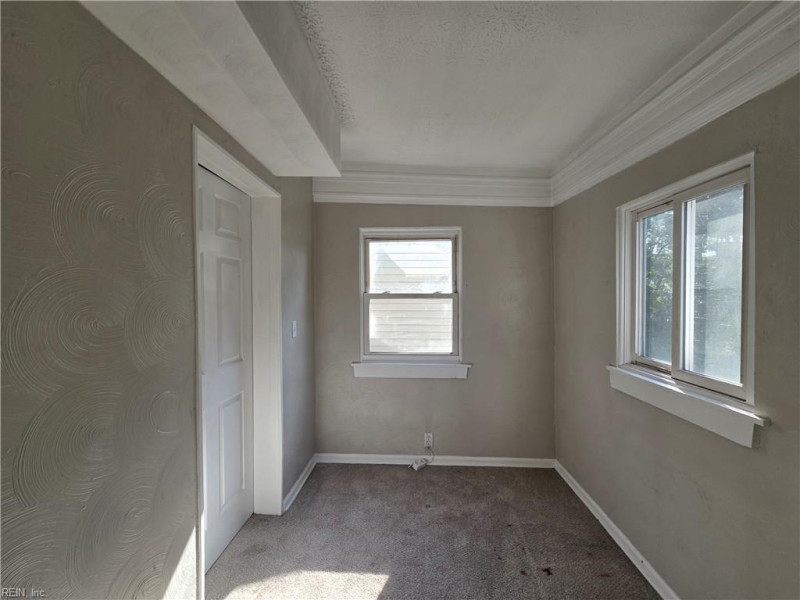 Photo 25 of 38 residential for sale in Newport News virginia