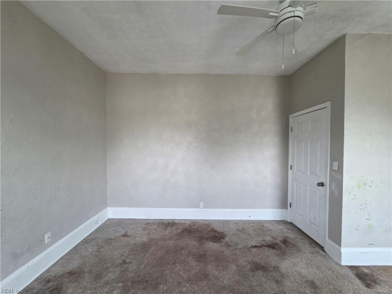 Photo 35 of 38 residential for sale in Newport News virginia