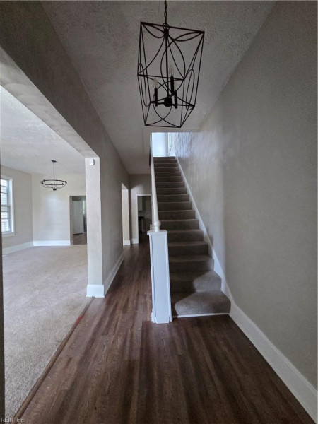 Photo 6 of 38 residential for sale in Newport News virginia