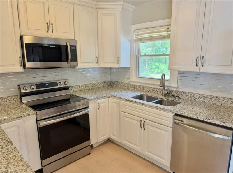 Photo 5 of 12 residential for sale in Norfolk virginia
