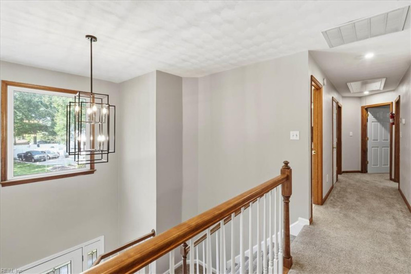 Photo 13 of 36 residential for sale in Chesapeake virginia