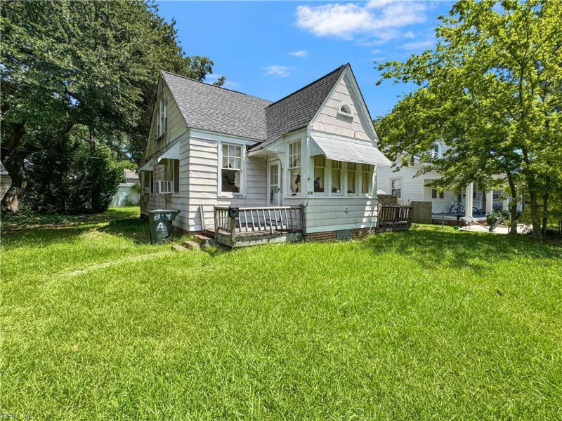 Photo 2 of 29 residential for sale in Hampton virginia
