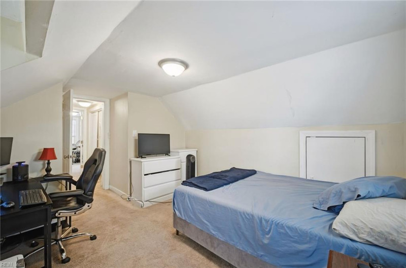 Photo 24 of 46 residential for sale in Chesapeake virginia