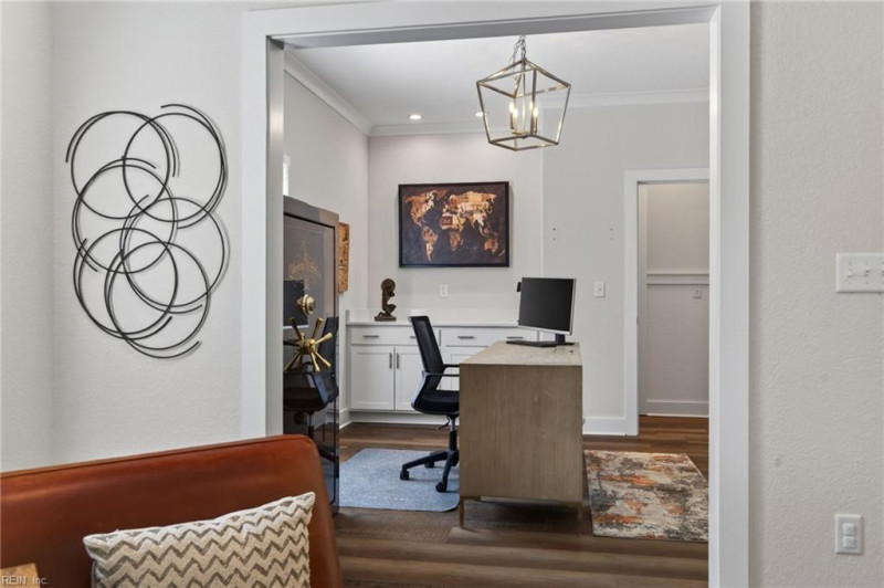 Photo 17 of 46 residential for sale in Norfolk virginia