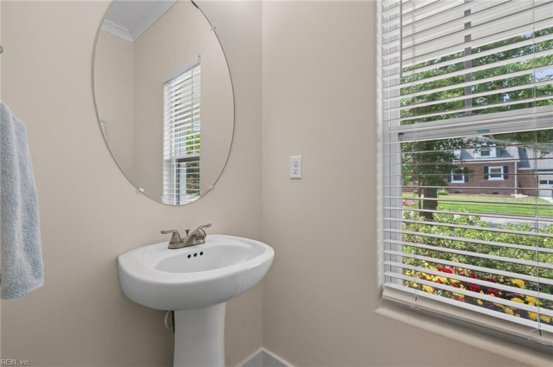 Photo 19 of 46 residential for sale in Norfolk virginia