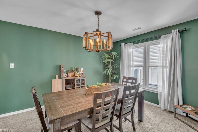 Photo 12 of 44 residential for sale in Chesapeake virginia