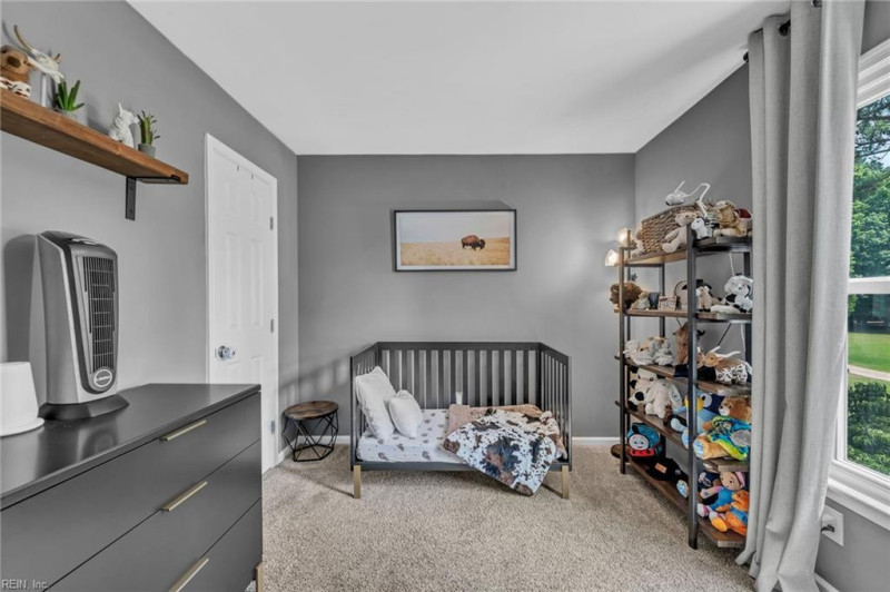 Photo 22 of 44 residential for sale in Chesapeake virginia