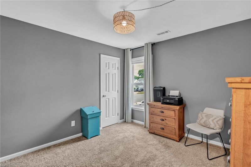 Photo 27 of 44 residential for sale in Chesapeake virginia