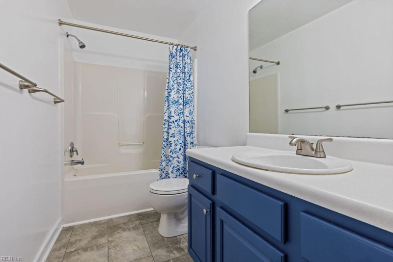 Photo 18 of 45 residential for sale in Suffolk virginia