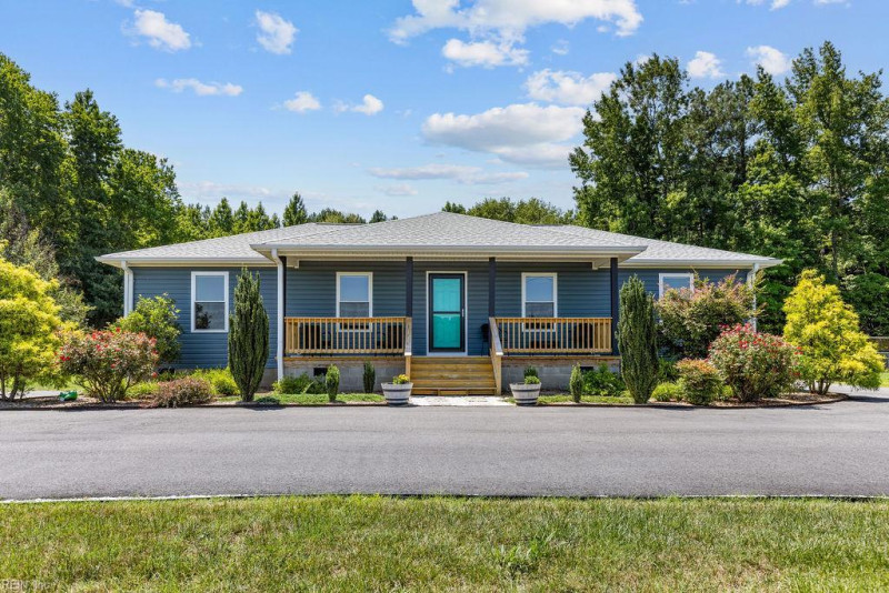 Photo 33 of 45 residential for sale in Suffolk virginia