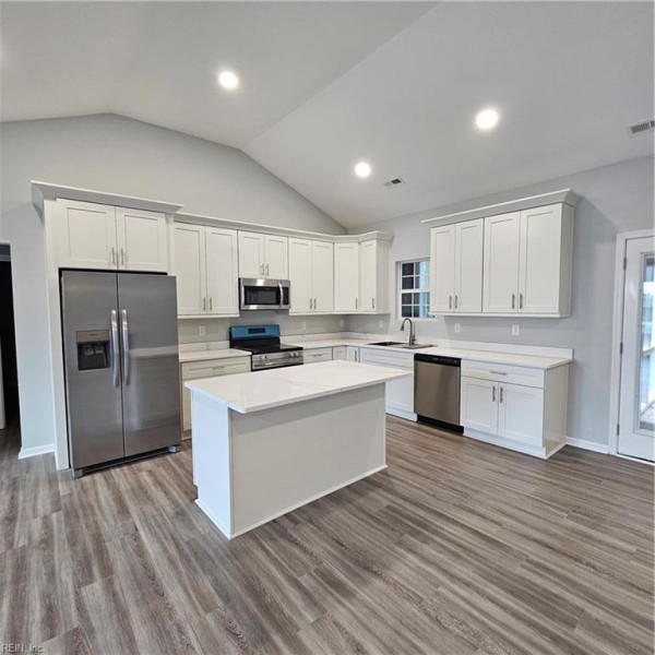 Photo 16 of 34 residential for sale in Suffolk virginia