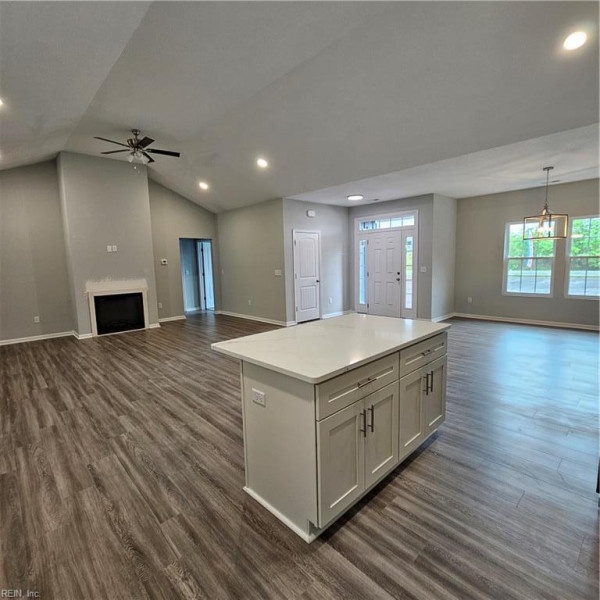 Photo 17 of 34 residential for sale in Suffolk virginia