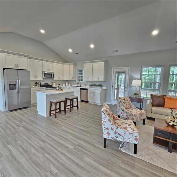 Photo 20 of 34 residential for sale in Suffolk virginia