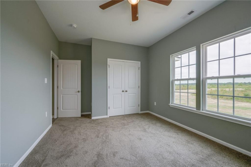 Photo 32 of 34 residential for sale in Suffolk virginia