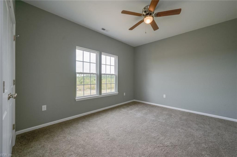 Photo 33 of 34 residential for sale in Suffolk virginia