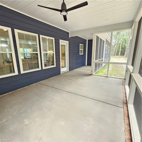 Photo 8 of 34 residential for sale in Suffolk virginia