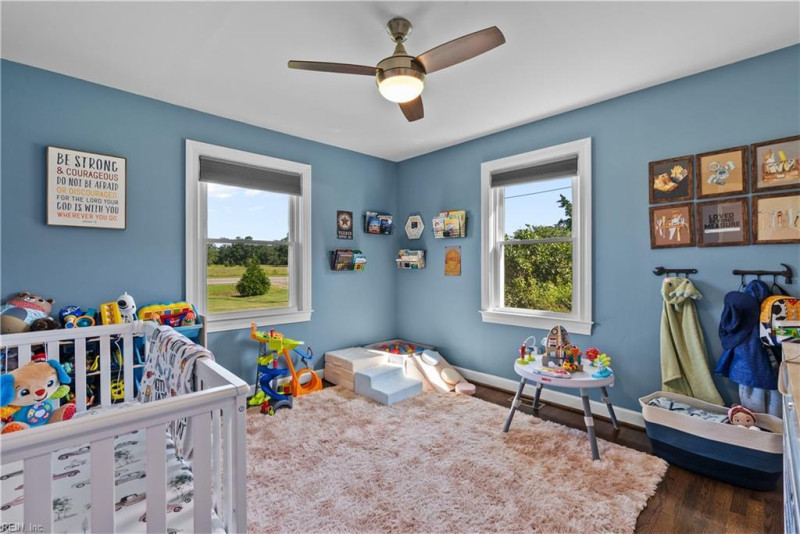 Photo 21 of 40 residential for sale in Isle of Wight County virginia