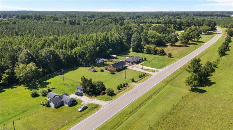 Photo 32 of 40 residential for sale in Isle of Wight County virginia