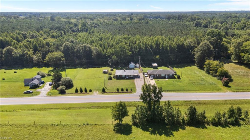 Photo 33 of 40 residential for sale in Isle of Wight County virginia