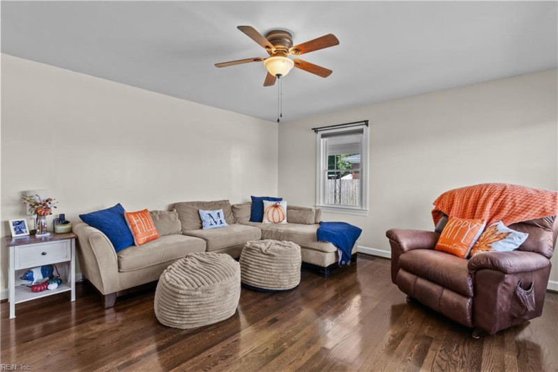 Photo 5 of 40 residential for sale in Isle of Wight County virginia