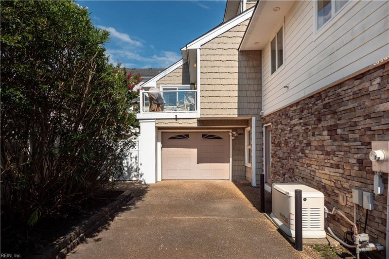 Photo 8 of 39 residential for sale in Virginia Beach virginia Photo 8 of 39 residential for sale in Virginia Beach virginia