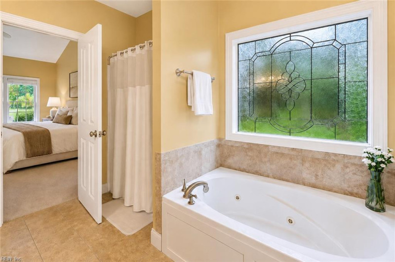 Photo 8 of 29 residential for sale in Chesterfield County virginia