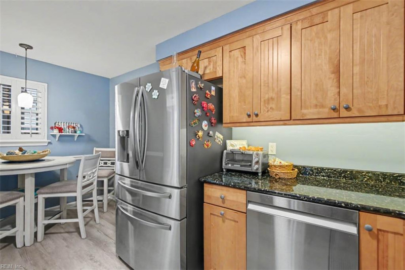 Photo 13 of 33 residential for sale in Virginia Beach virginia