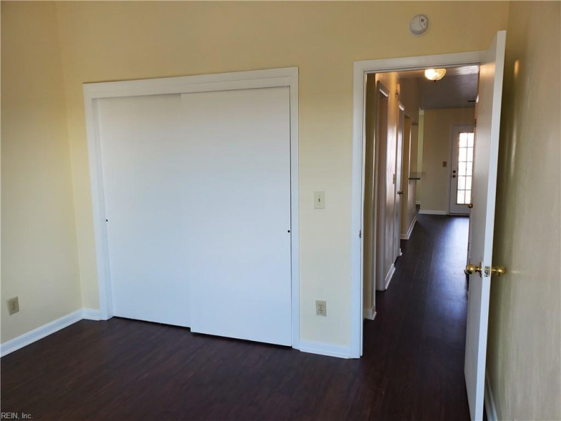 Photo 16 of 35 rental for rent in Virginia Beach virginia