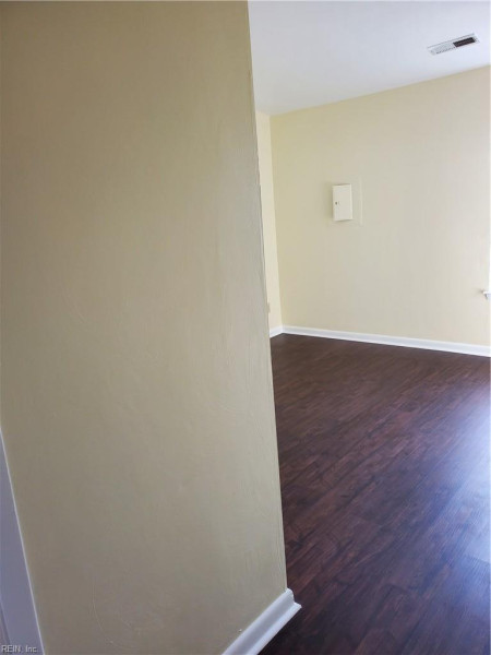 Photo 23 of 35 rental for rent in Virginia Beach virginia