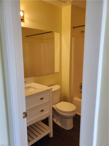 Photo 25 of 35 rental for rent in Virginia Beach virginia