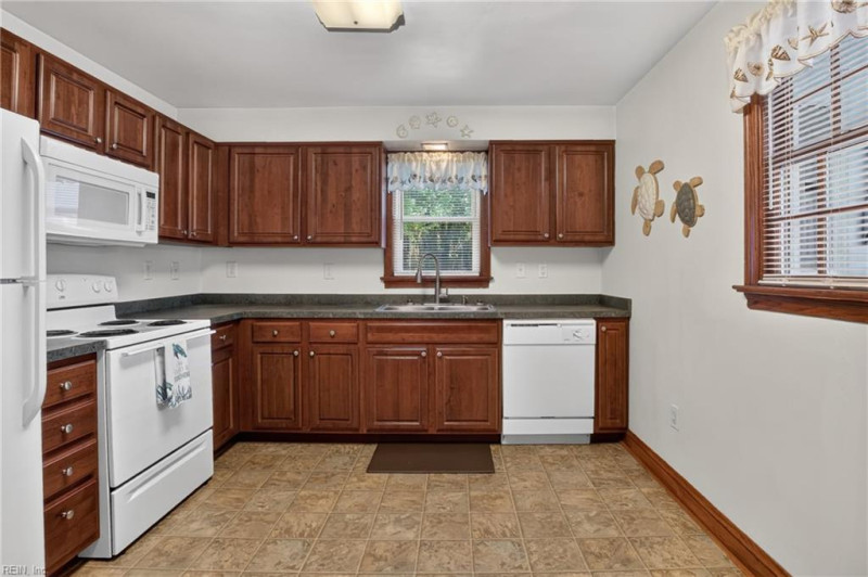 Photo 10 of 46 residential for sale in Portsmouth virginia Photo 10 of 46 residential for sale in Portsmouth virginia