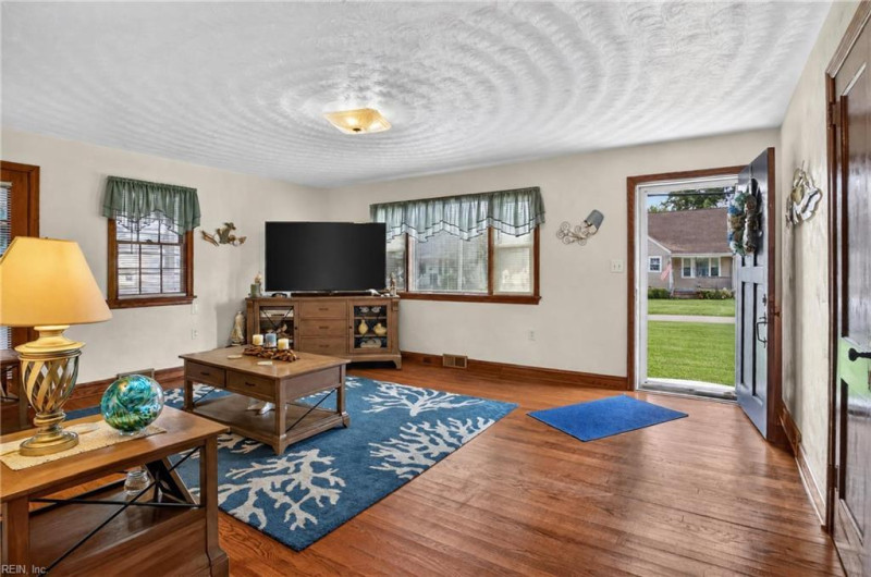 Photo 6 of 46 residential for sale in Portsmouth virginia Photo 6 of 46 residential for sale in Portsmouth virginia