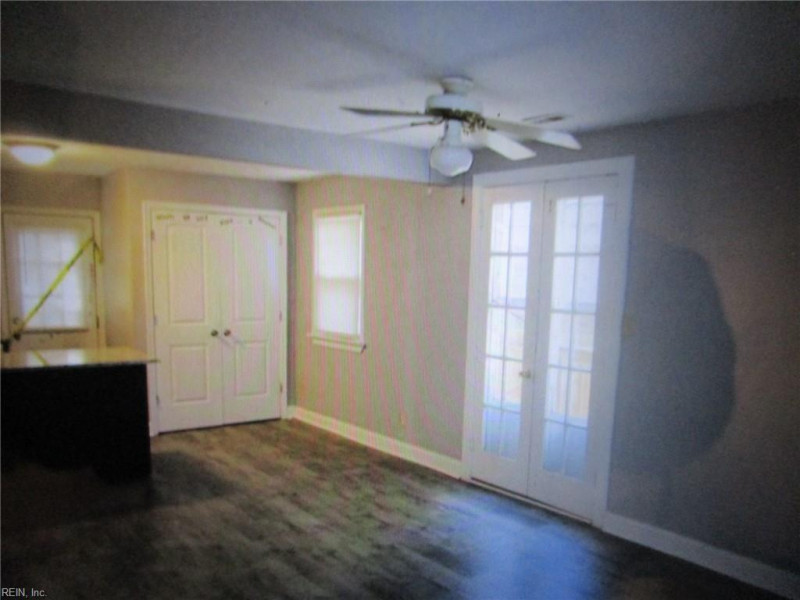 Photo 3 of 10 residential for sale in Norfolk virginia