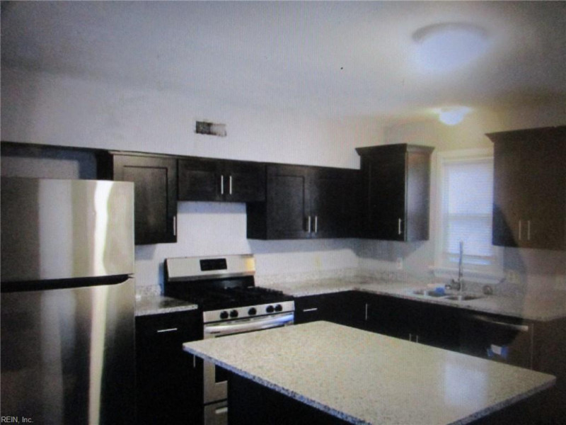 Photo 4 of 10 residential for sale in Norfolk virginia