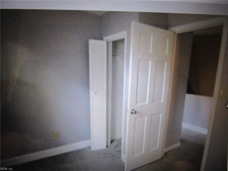 Photo 7 of 10 residential for sale in Norfolk virginia