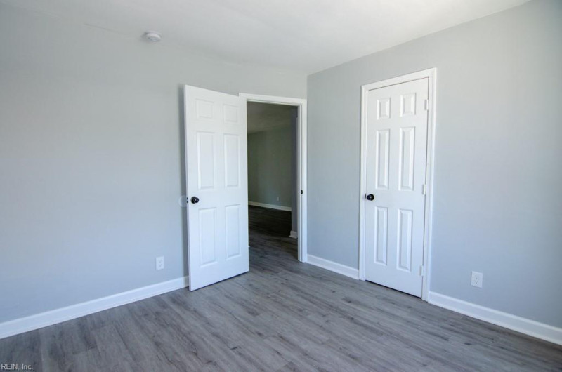 Photo 16 of 19 rental for rent in Norfolk virginia