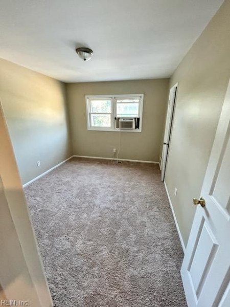 Photo 6 of 8 rental for rent in Gloucester County virginia