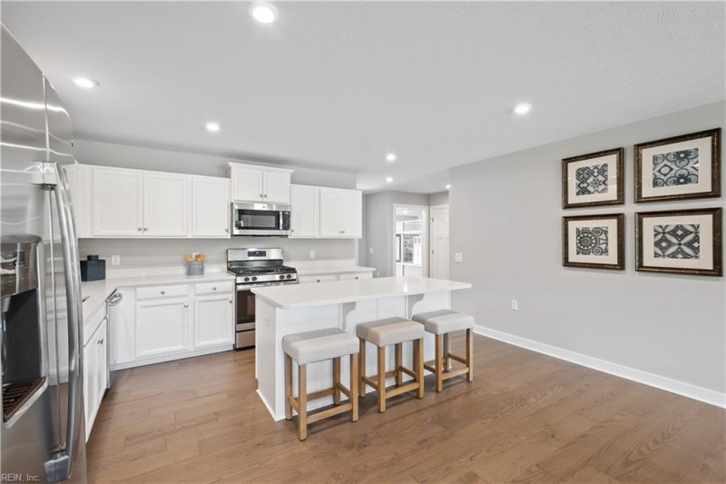 Photo 3 of 25 residential for sale in Suffolk virginia