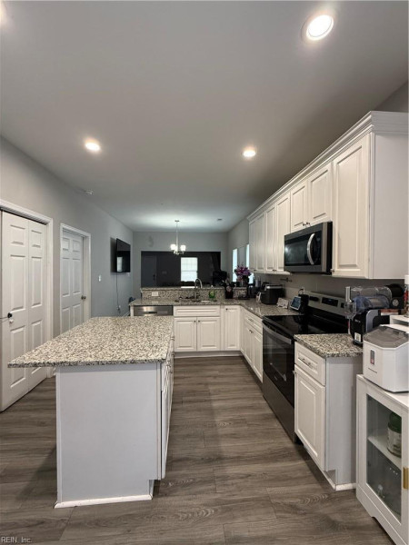 Photo 4 of 10 residential for sale in Norfolk virginia