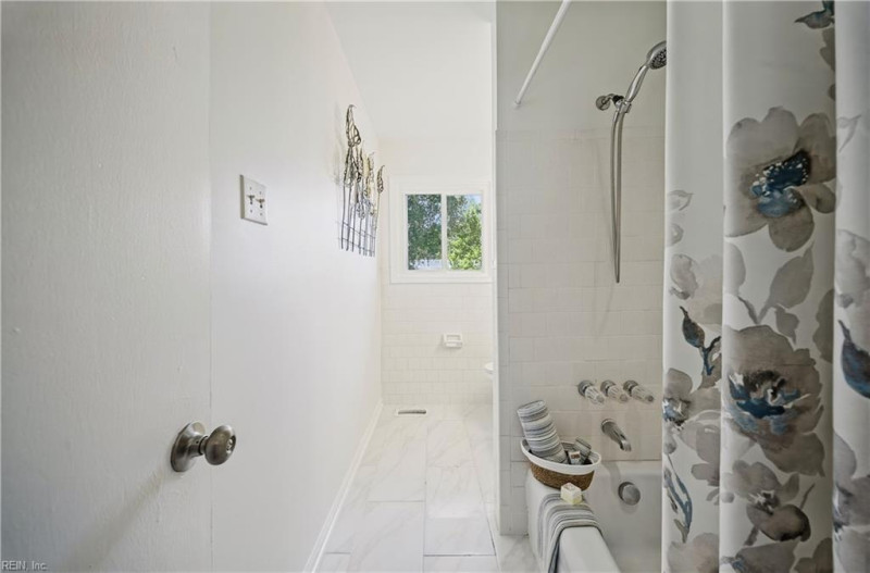 Photo 20 of 47 residential for sale in Newport News virginia