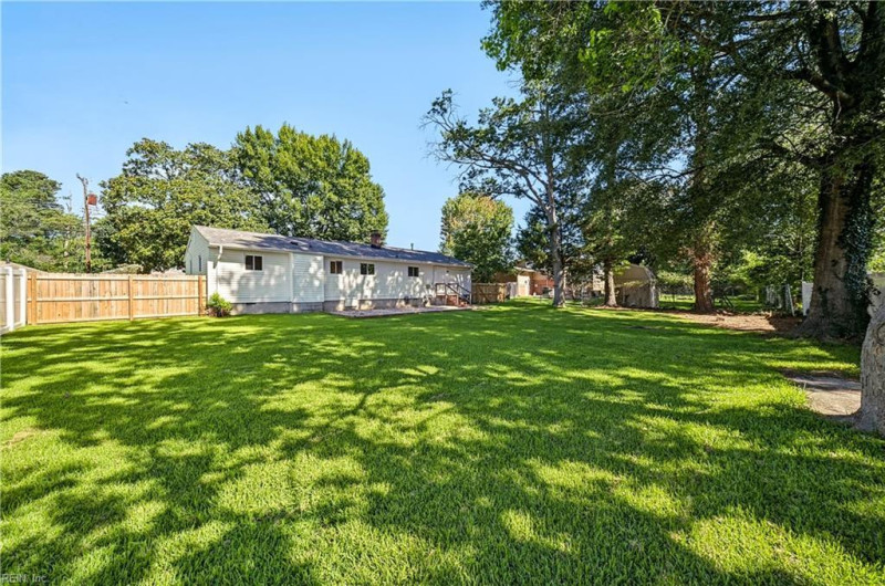 Photo 27 of 47 residential for sale in Newport News virginia