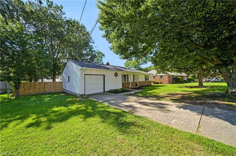 Photo 31 of 47 residential for sale in Newport News virginia
