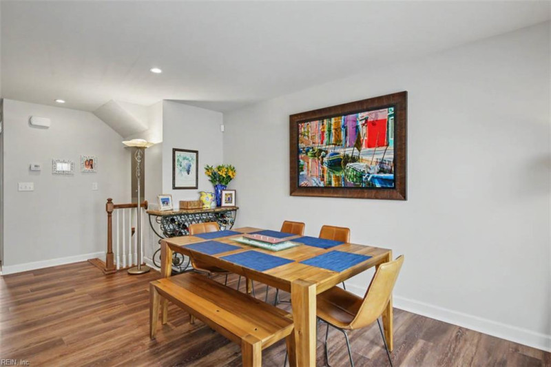 Photo 12 of 35 residential for sale in Virginia Beach virginia