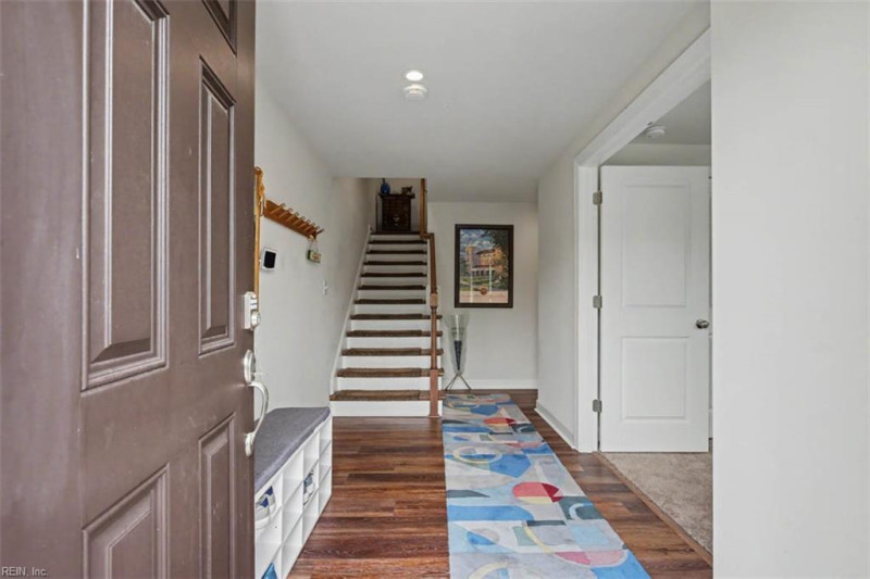 Photo 2 of 35 residential for sale in Virginia Beach virginia