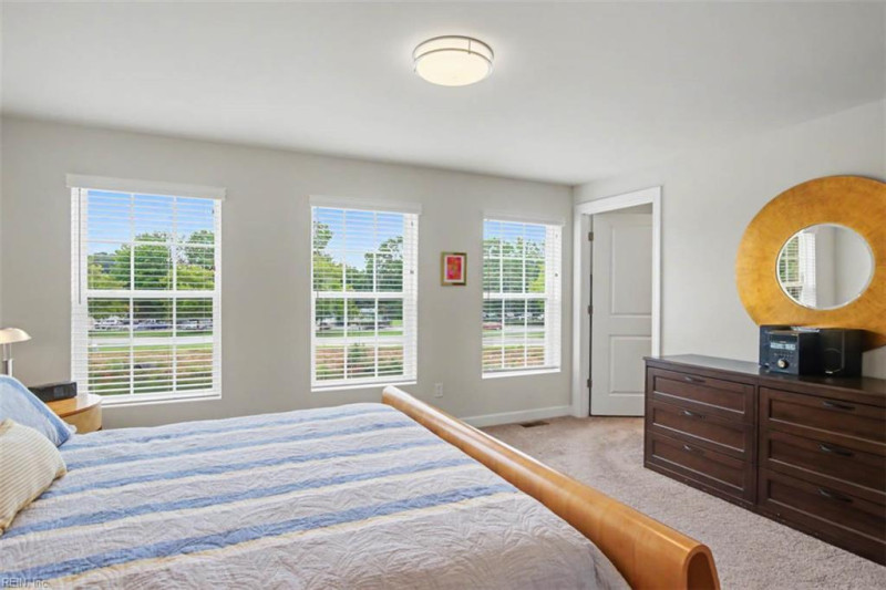 Photo 20 of 35 residential for sale in Virginia Beach virginia