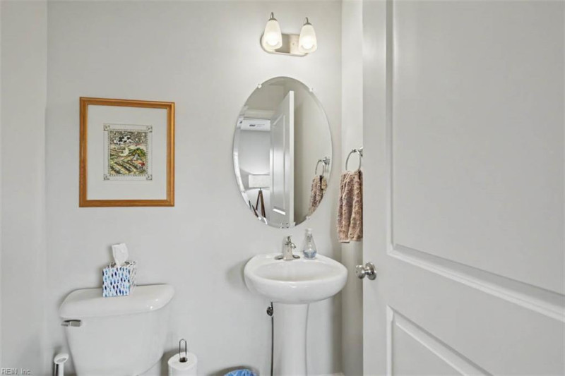 Photo 33 of 35 residential for sale in Virginia Beach virginia