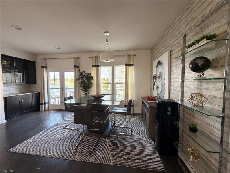 Photo 11 of 29 residential for sale in Chesapeake virginia