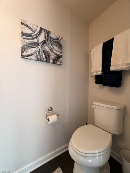 Photo 7 of 29 residential for sale in Chesapeake virginia