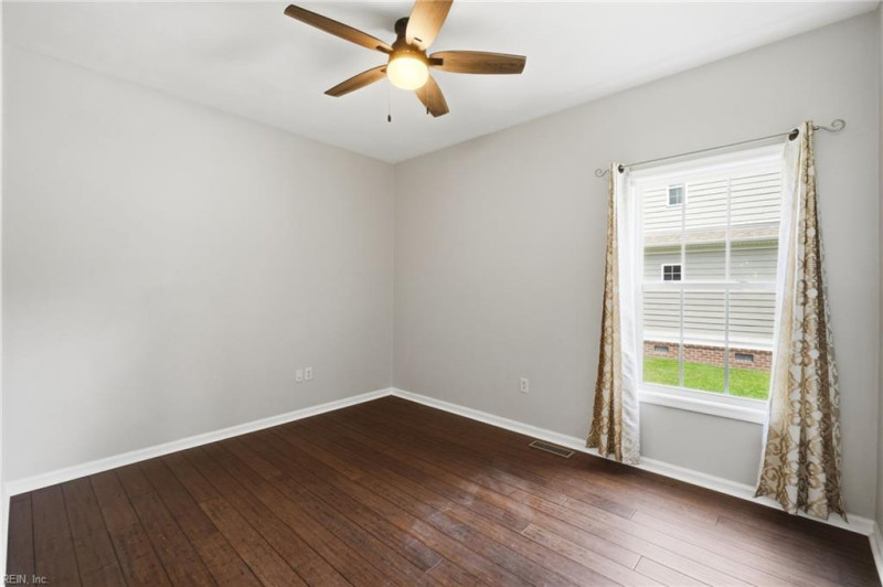 Photo 36 of 50 residential for sale in Chesapeake virginia Photo 36 of 50 residential for sale in Chesapeake virginia